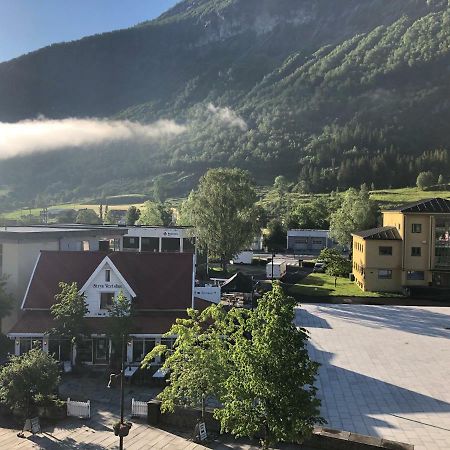 Stryn Kaffebar & Vertshus Kültér fotó