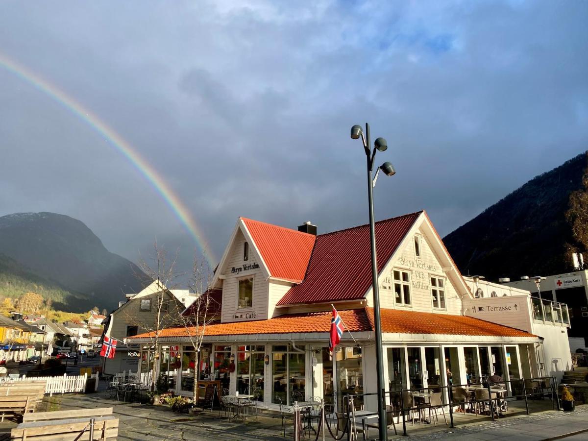 Stryn Kaffebar & Vertshus Kültér fotó